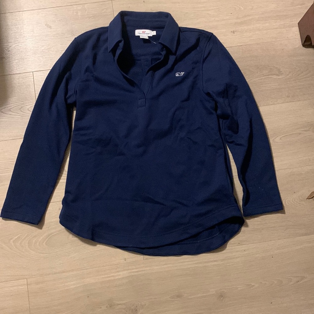 Vineyard vines collared sweatshirt